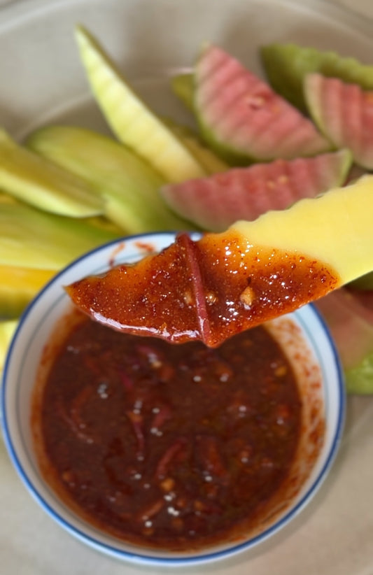Spicy fruit sauce